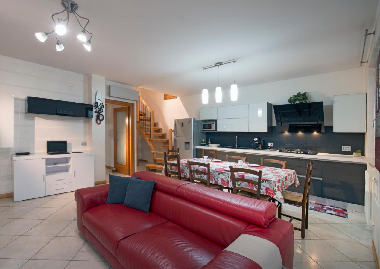 Casa Vacanza Simona Salionze ภายนอก รูปภาพ